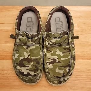 Hey Dudes - camo print